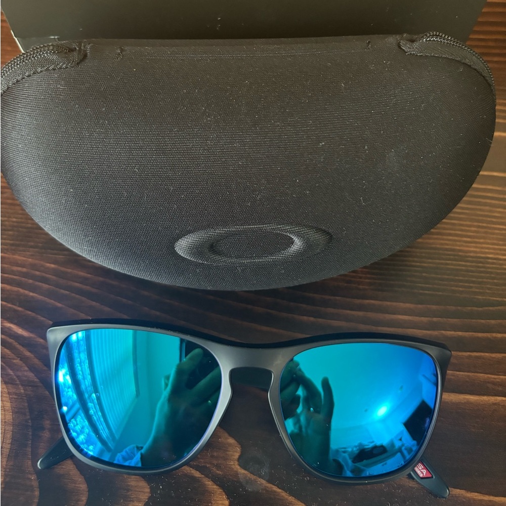 Brand New: Oakley Holbrook Matte Black Sunglasses with Blue Lenses